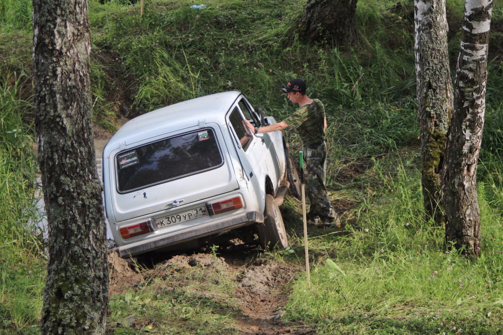 Юбилей LADA 4x4 в Калуге отметили внедорожным тест-драйвом!