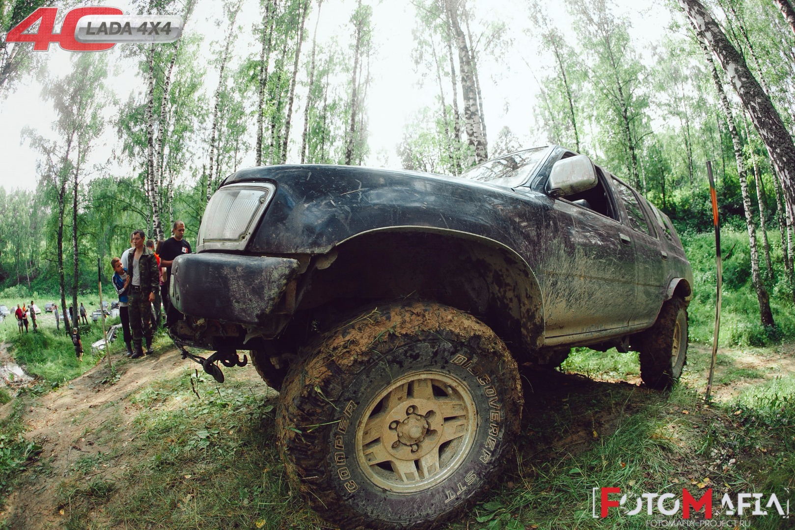 Юбилей LADA 4x4 в Калуге отметили внедорожным тест-драйвом!